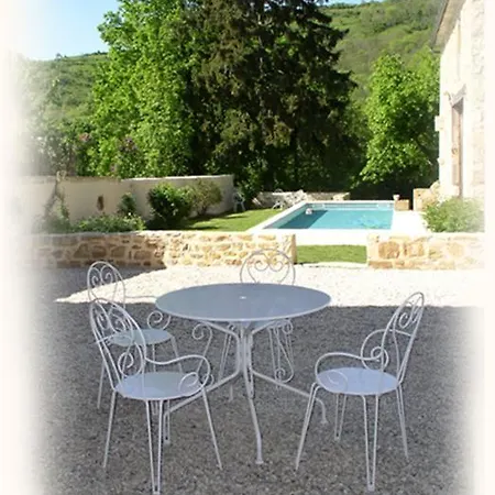 Le Clos Margot Bed & Breakfast